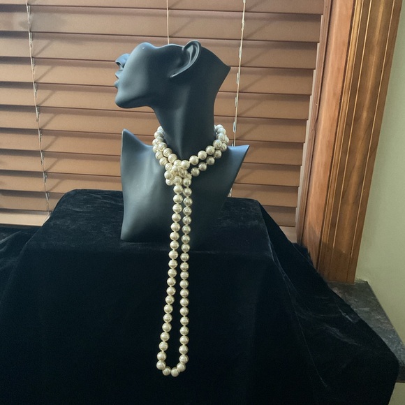 Vintage  Faux Pearl Necklace, multifunctional and 8 different ways to use. - Picture 5 of 12